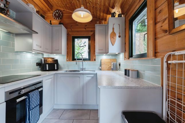 1, Chilly Hill, Fordingbridge photo 4