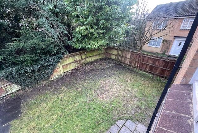 87, Oaklands, Godstone photo 5