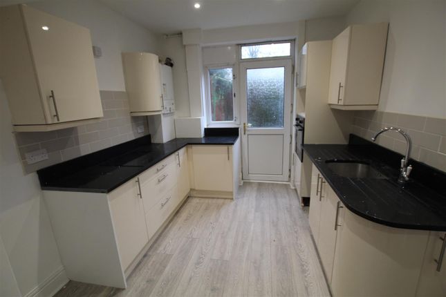 63, Hadrian Road, Newcastle Upon Tyne photo 2