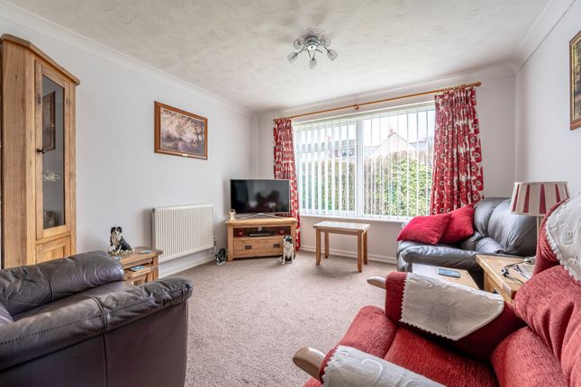 20 Lexington Close, Great Yarmouth photo 5