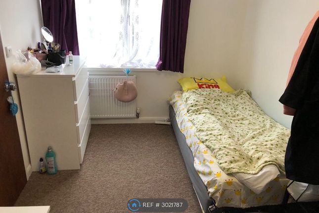 Charter Avenue, Coventry photo 2