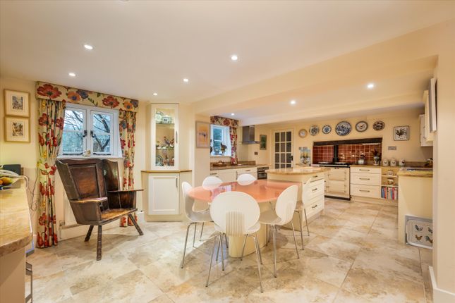 Peaslake Lane, Guildford photo 3