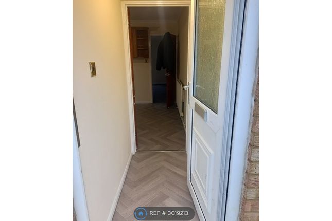 Brancepeth Place, Woodston photo 3