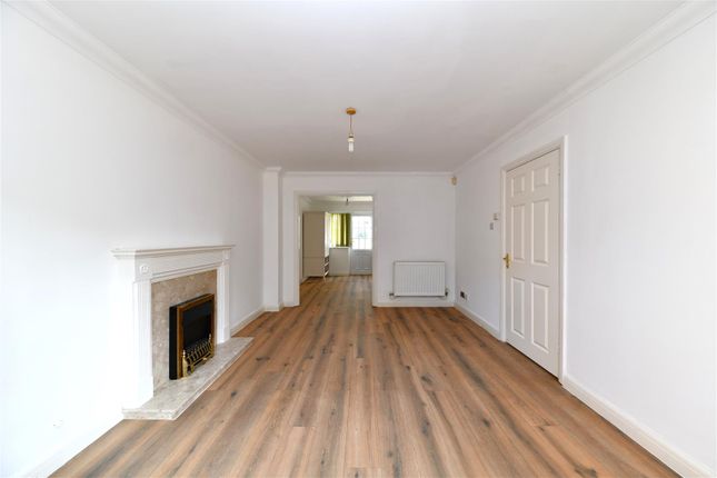 53B, Hertford Road, Stevenage photo 4