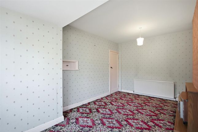 19, Franklyn Drive, Chesterfield photo 4