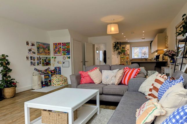 60, Seymour Drive, Marden photo 3