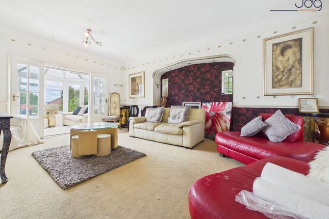 2 Walker Grove, Morecambe photo 4