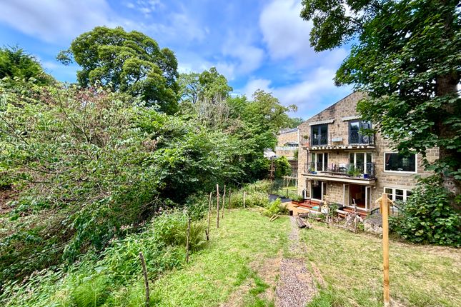 Flat 1, 29, Stepping Stones, East Morton photo 4