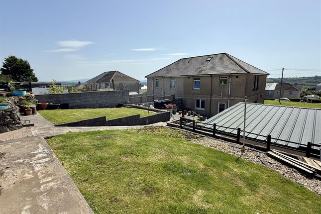 15, Llechyfedach, Llanelli photo 3