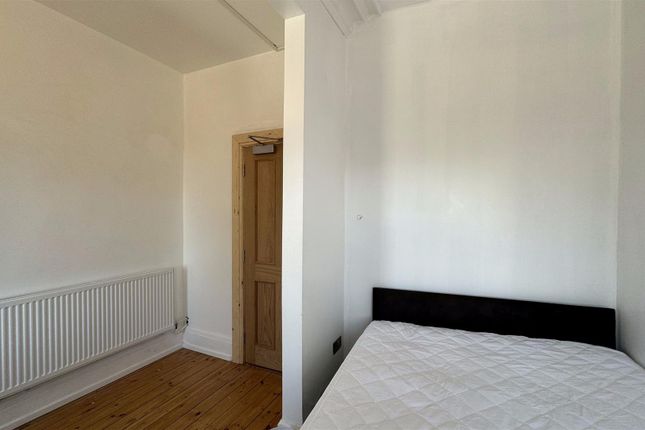 Room 2 - 75, Mill Hill Lane, Derby photo 5