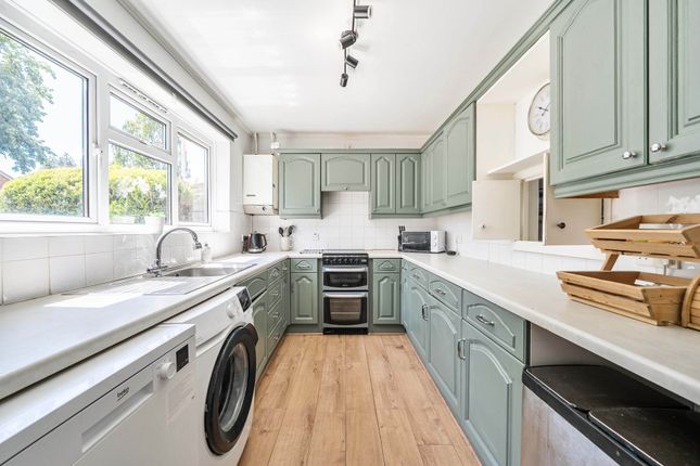 69 Buriton Road, Winchester photo 2