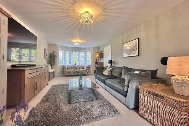 7, Weaver Brook Way, Nantwich photo 4