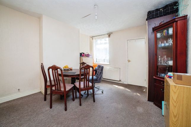 86, Howard Road, Nottinghamshire photo 4