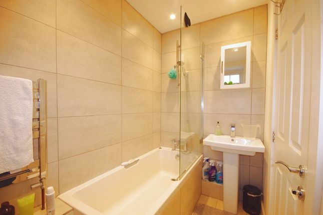Flat for sale in Sheaveshill Court, The Hyde, Colindale