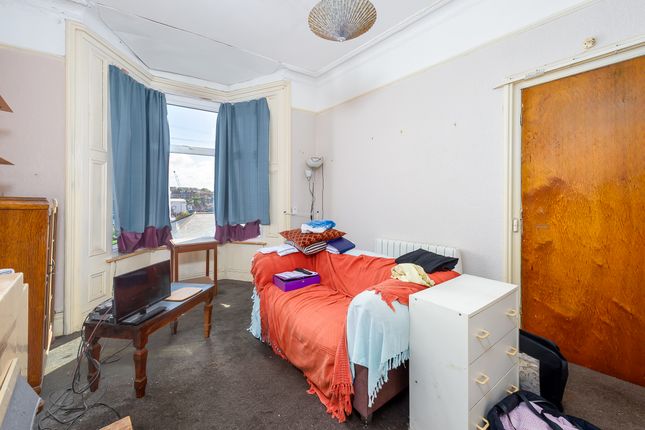 9, Windsor Terrace, Whitby photo 3