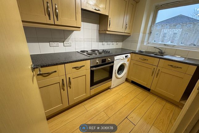 Kingfisher Heights Hogg Lane, Grays photo 3