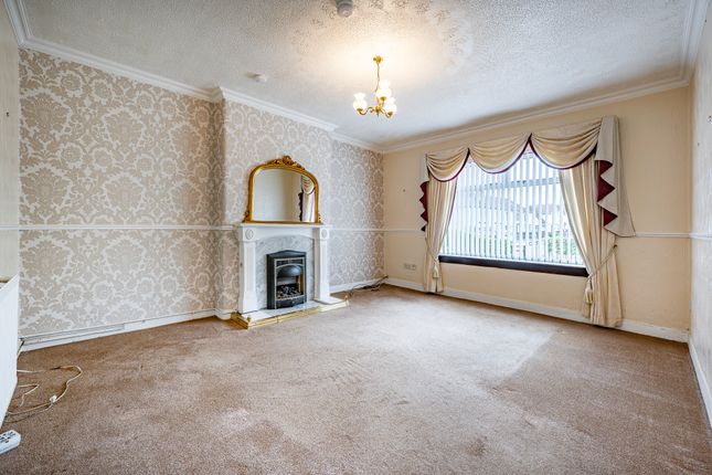 196 Menzies Road, Glasgow photo 2