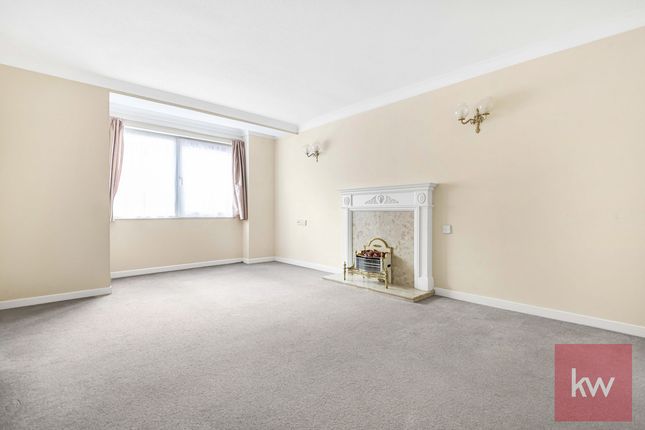Flat Flat 26, Swanbrook Court, Bridge Avenue, Maidenhead photo 4