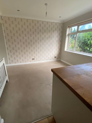 4-bed semi-detached on 121, Northview Road, Swanley, £2,200/mo