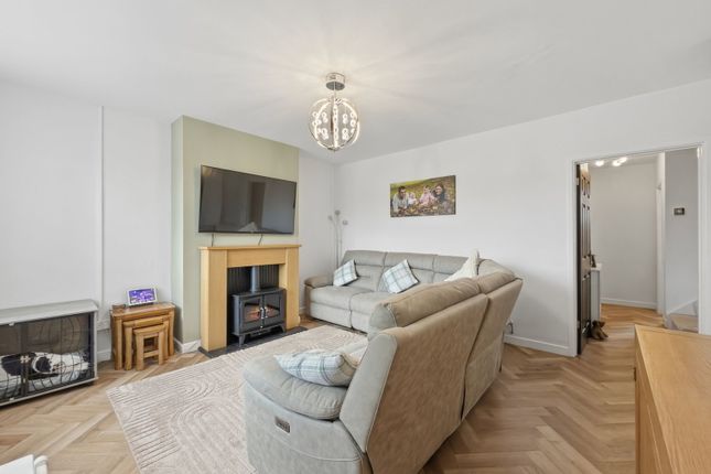 20, Woodland View, Pontypool photo 4