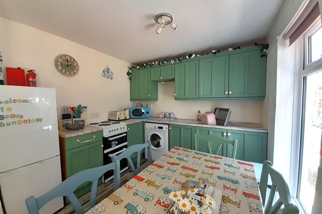 21, Manorcombe Bungalows, Callington photo 3
