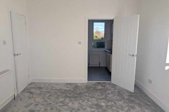 2, Moorpark Road East, Stevenston photo 3