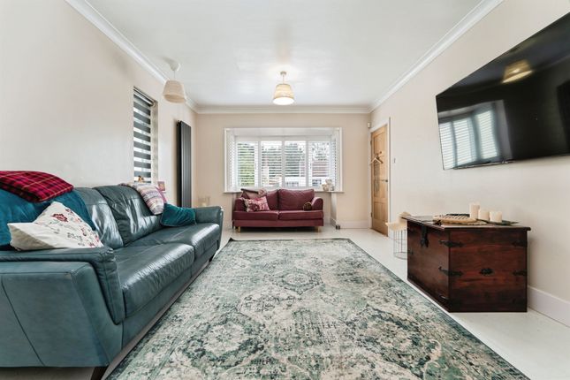 135, Centre Drive, Newmarket photo 4