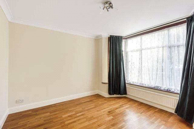 41, Kynance Gardens, Stanmore photo 4