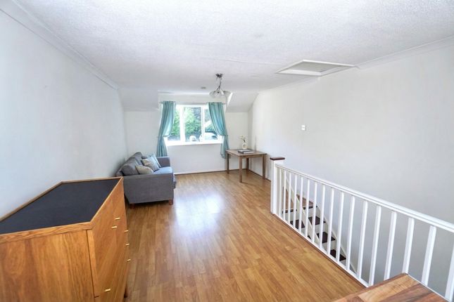 Flat 19, Davies Court Carrington Road, High Wycombe photo 3
