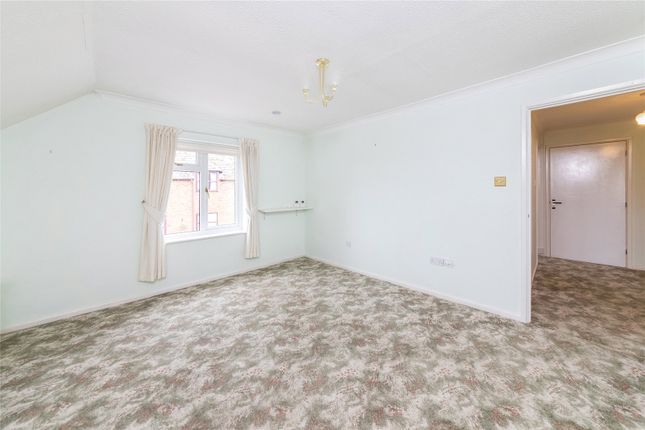 9, Grove Court, Deddington photo 4