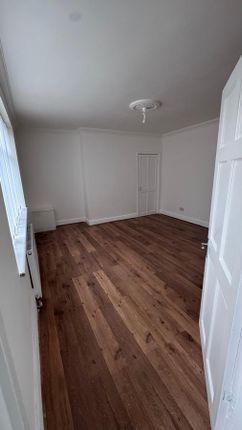 21, Strawberry Gardens, Wallsend photo 5