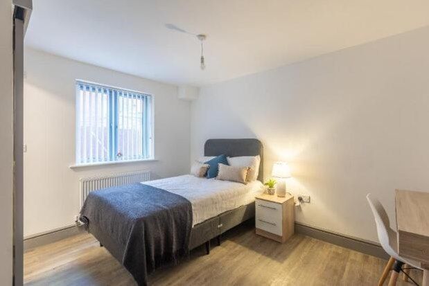 Thumbnail Room to rent in Beecroft Court, Cannock