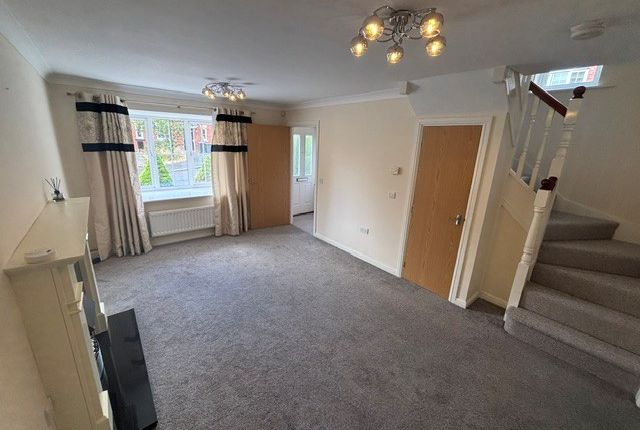 14, Fieldfare Close, NOTTINGHAM photo 3