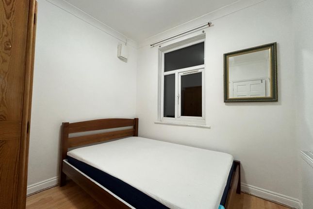 132A, Heath road, Hounslow photo 5