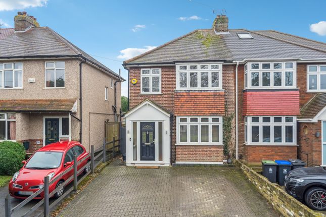 52, Langley Park Road, Iver photo 3