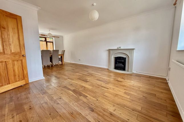 52, Netherby Road, Sedgley photo 4