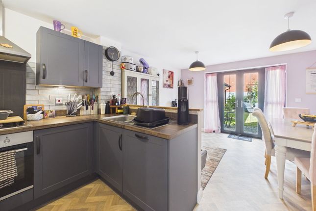 27A, Basil Drive, Melksham photo 2