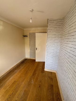 26 Pole Hill Road, UXBRIDGE photo 4