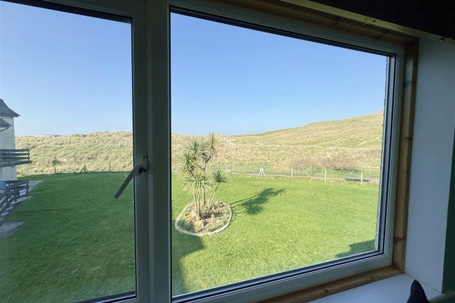 Flat 1, Penvenen, Atlantic Bay, Perranporth photo 3