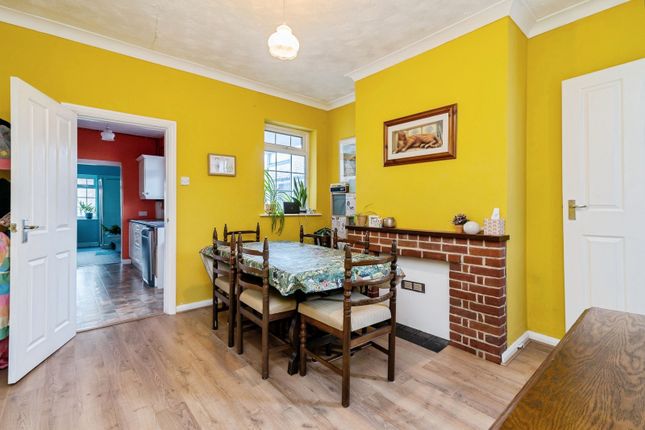 12, Eastwood Road, Nottingham photo 4