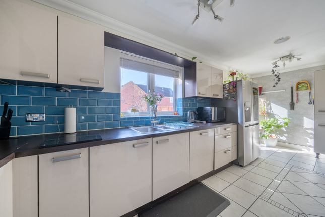 93, Okus Road, Swindon photo 4