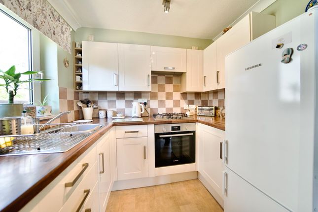 Flat 1, 207, Preston Road, Weymouth photo 3