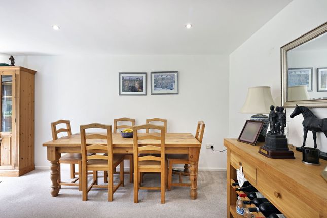 Churchill Gardens,4, Churchill Drive, Cheltenham photo 3