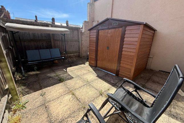 1, Thenford Mews, Northampton photo 4