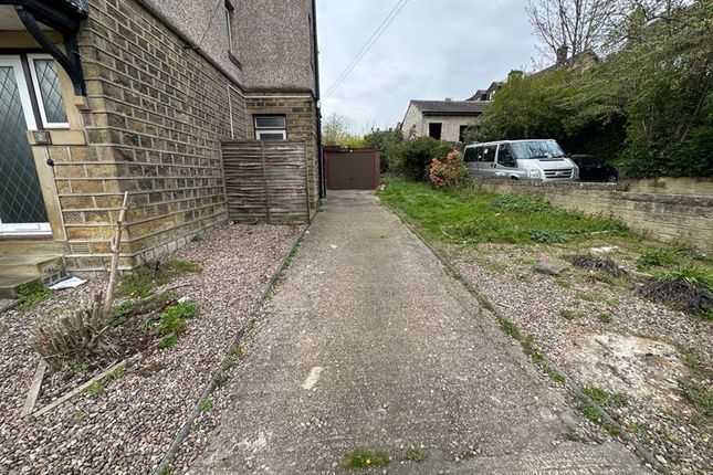 Park Grove, Huddersfield photo 3