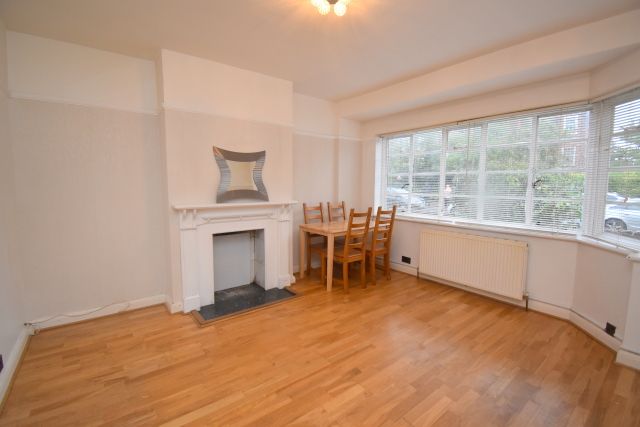 7, Firs Lane, Winchmore Hill photo 4