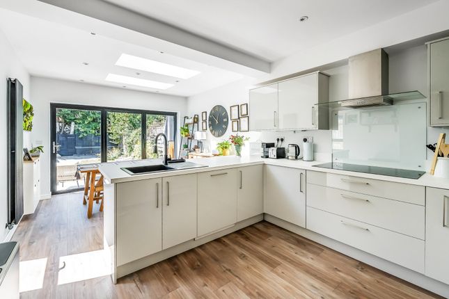 44, High Path Road, Guildford photo 4