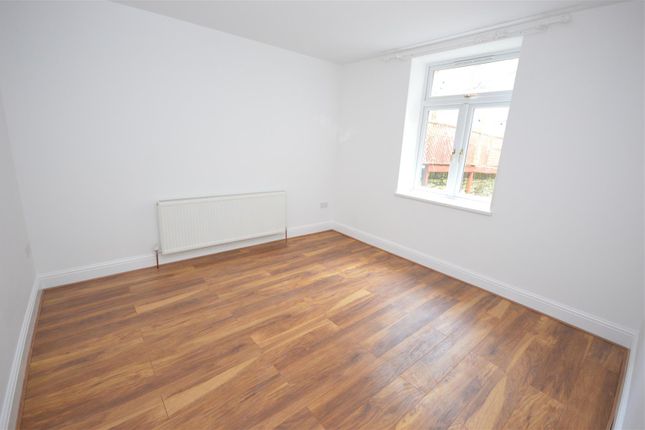 319A, New Mill Road, Holmfirth photo 5