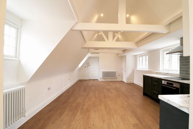 Flat 7 The Old School,, London Road, Westerham photo 2