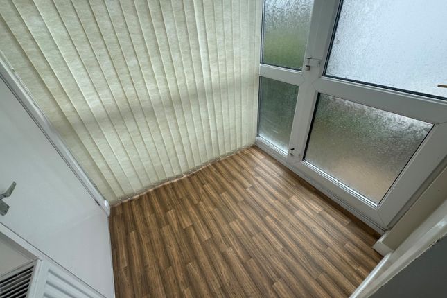 19, Clifford Avenue, Hull photo 5